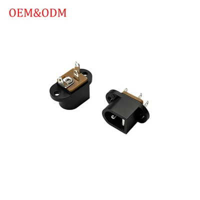 Vertikální DIP 5,5x2,1mm DC-129-200